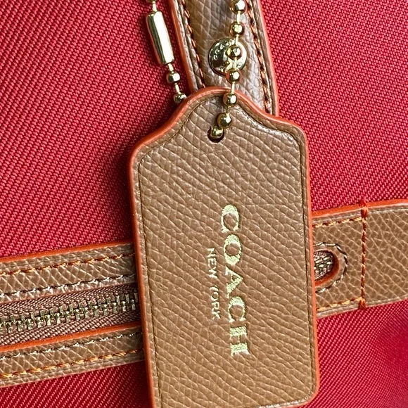 Coach NWT Sawyer Canvas Large Tote Bag Classic Red Turnlock - Picture 15 of 17